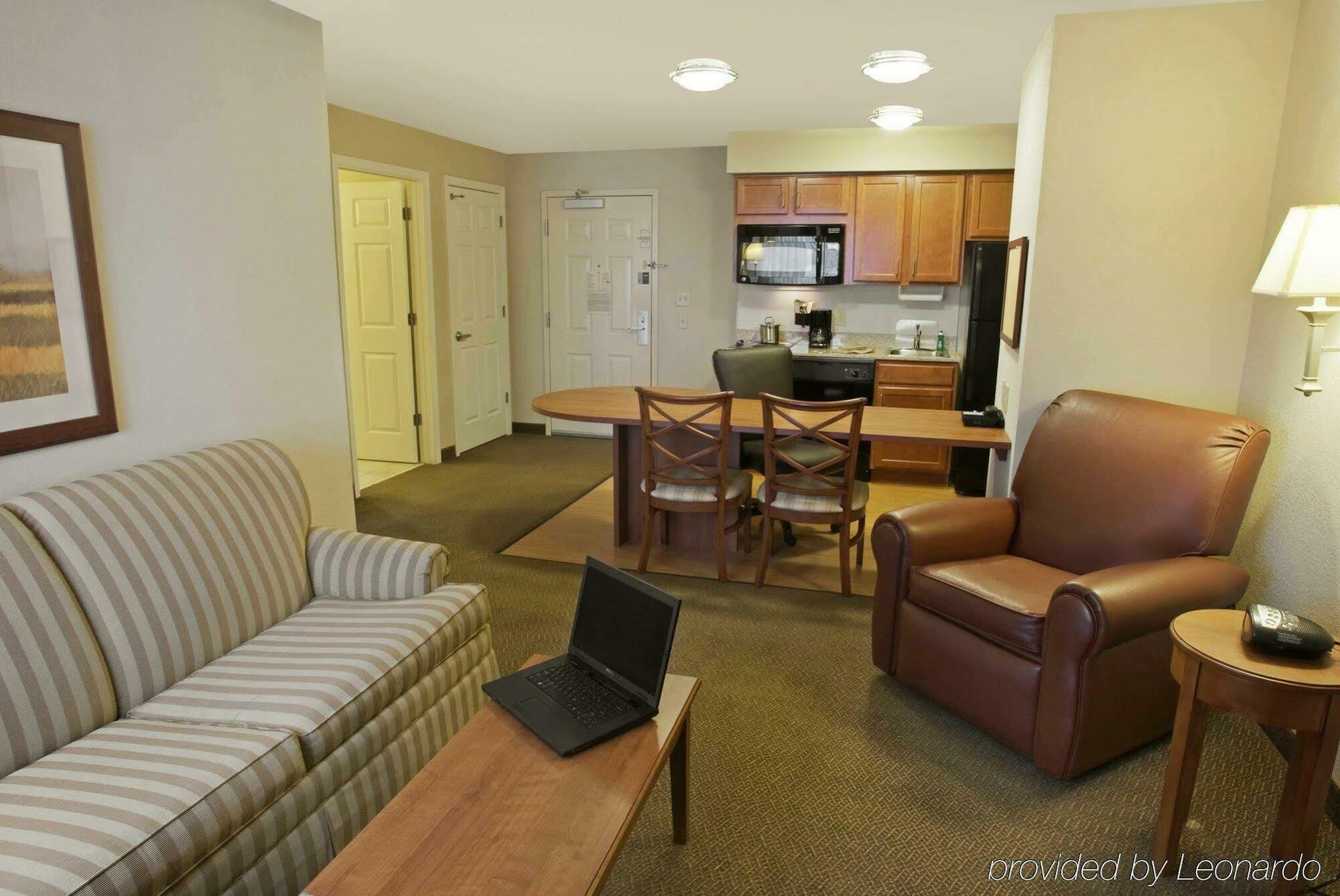 Candlewood Suites Warner Robins By Ihg Стая снимка